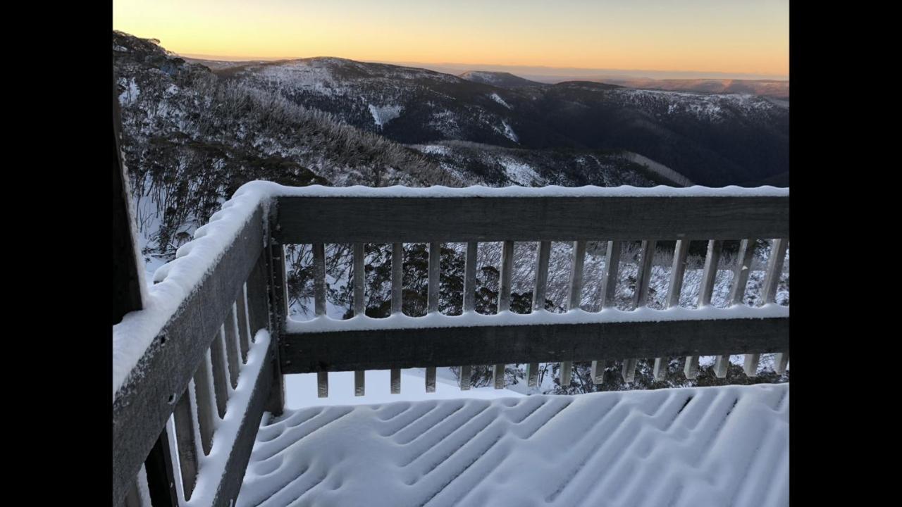 Shamrock Apartment 4 Mount Hotham Exteriör bild